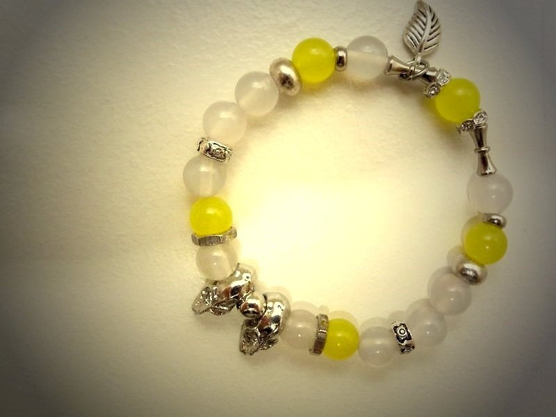 Cham yellow beads - สร้อยข้อมือ - วัสดุอื่นๆ สีเหลือง