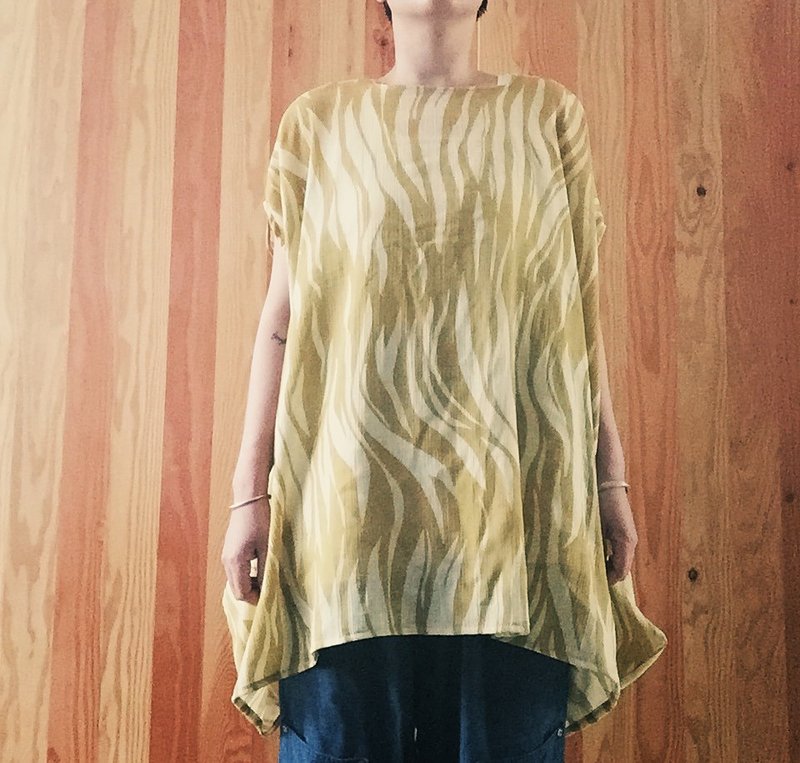 Chabot grain natural hand-made clothing pure cotton long drape Blouse - เสื้อผู้หญิง - วัสดุอื่นๆ สีเหลือง