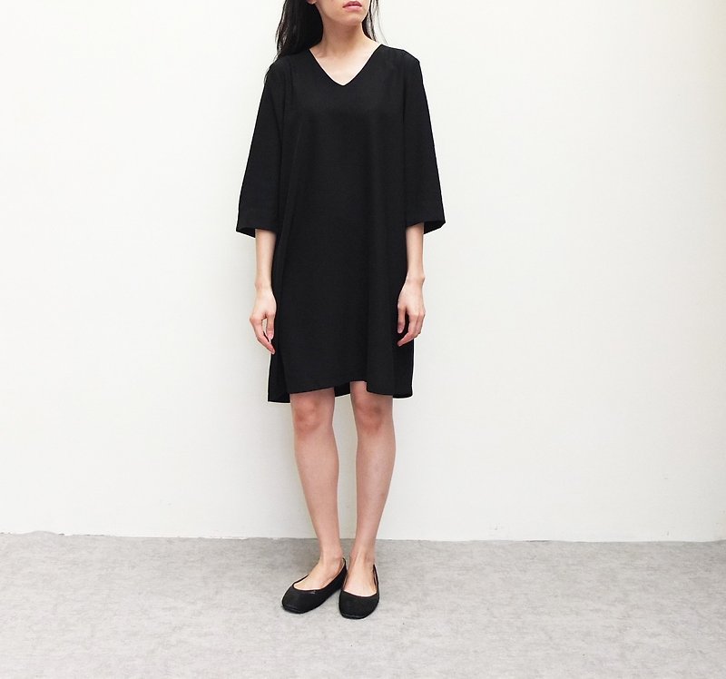 A low-profile micro-micro Chuijian word black dress - One Piece Dresses - Other Materials 