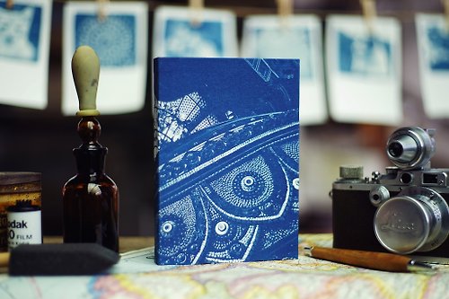 cyanotypeimage 手工藍曬筆記本 - 古典浮雕