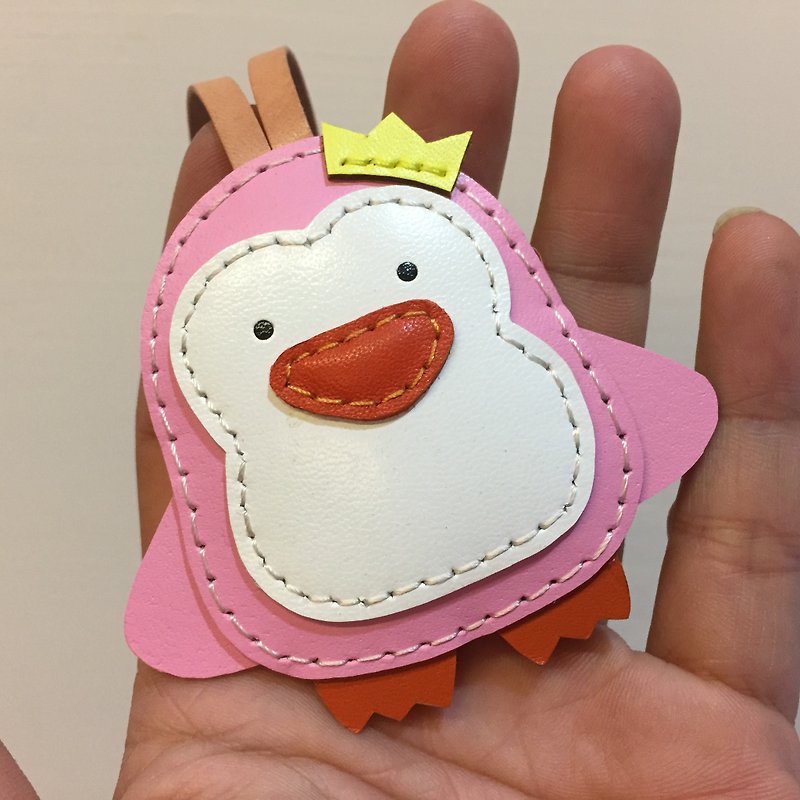 Handmade leather} {Leatherprince Taiwan MIT pink cute penguin hand sewn leather strap / Perry the Penguin leather charm in Baby Pink (Small size / small size) - Keychains - Genuine Leather Pink
