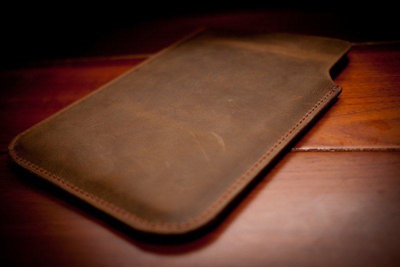 Dreamstation Leather Institute, Ipad Mini handmade leather case. - อื่นๆ - วัสดุอื่นๆ สีกากี