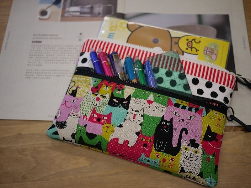 Cat Department Limited _ Eye-catching Color Cat _ Double Zipper Universal Bag - กล่องดินสอ/ถุงดินสอ - ผ้าฝ้าย/ผ้าลินิน หลากหลายสี