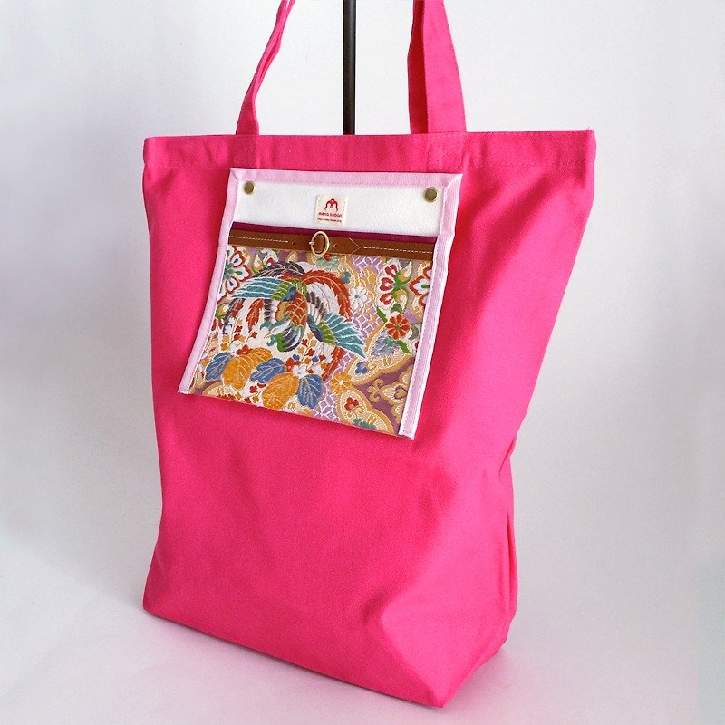 Tote bag with brocaded pocket with Japanese Traditional Pattern - Handbags & Totes - Other Materials Pink