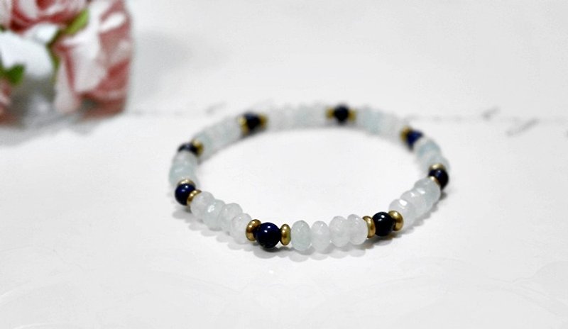 Natural stone x faint yellow Bronze bracelet * water * - Bracelets - Gemstone Blue
