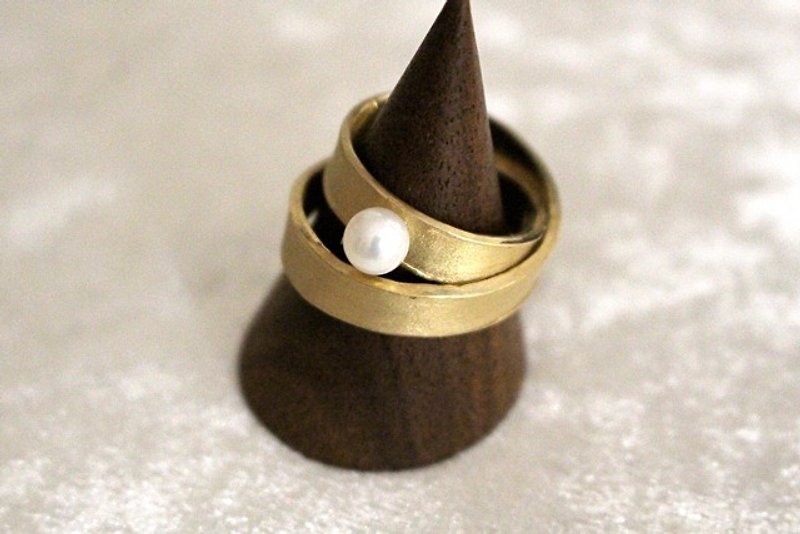 Infinity ring 2 (Gold color) - แหวนทั่วไป - โลหะ สีทอง