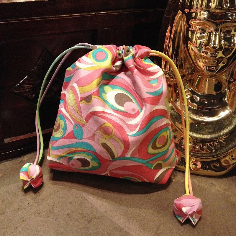 復古 粉紅變形圖案 禮物袋 束口袋 - 化妝包/收納袋 - 其他材質 粉紅色