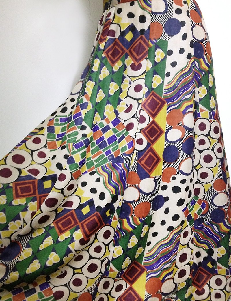 ヴィンテージ時間[日本/アーティスト大きなスカートライトアンティークドレス]海外のバックヴィンテージドレスVINTAGEへ - スカート - その他の素材 多色