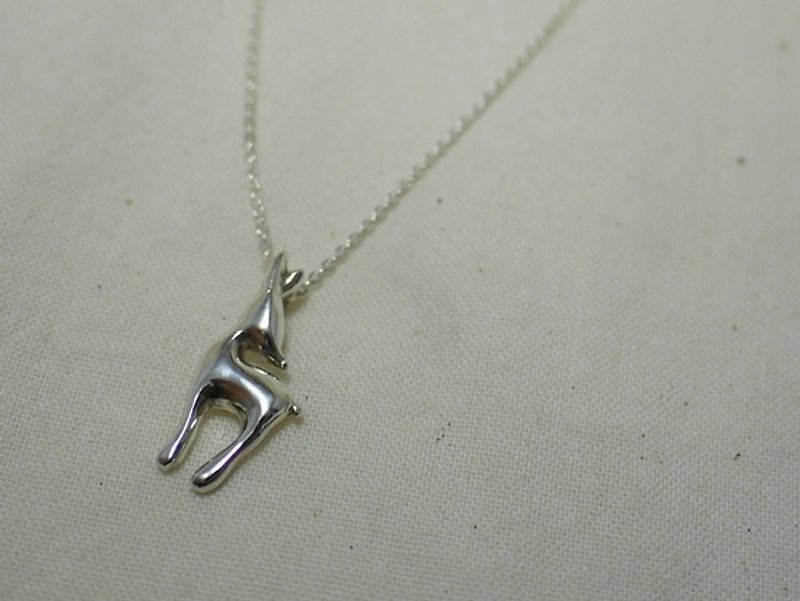 "Dear Fawn" handmade sterling silver pendant - สร้อยคอ - โลหะ สีนำ้ตาล