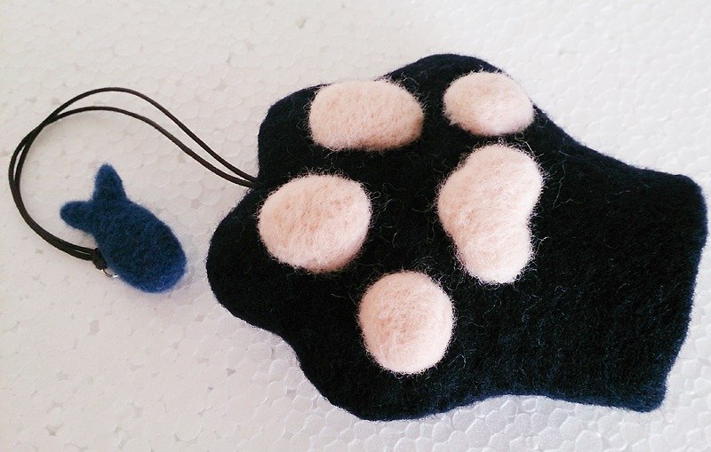 Miniyue wool felt cat palm styling key case Made in Taiwan - Keychains - Wool Blue