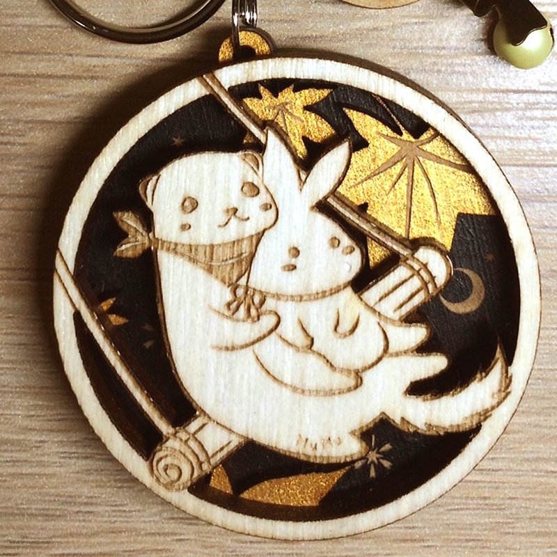 MuMu Sweety Autumn swing with ferret and rabbit / key ring / hardcover - Keychains - Wood Gold