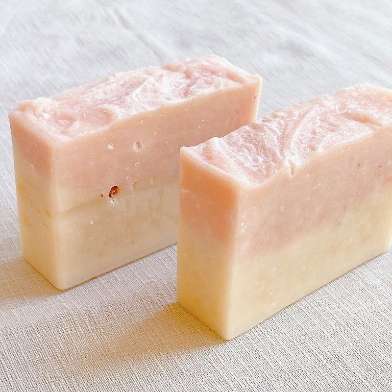 海鹽晶鑽皂 - 現貨 一般膚質 油性肌 - 肥皂/手工皂 - 植物．花 粉紅色