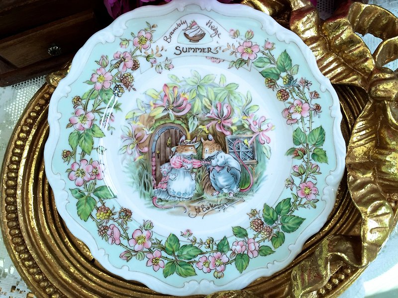 Annie crazy antiques Royal Doulton Royal Dalton ~ Wild Rose Village four seasons spring and summer discounts discounts ~ cake plate, snack plate, fruit plate - Small Plates & Saucers - Porcelain Green