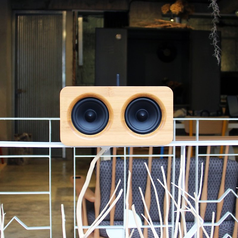 MIN622P small solid wood blue bud acoustic teak or walnut or white oak appearance damage product - Speakers - Wood Brown
