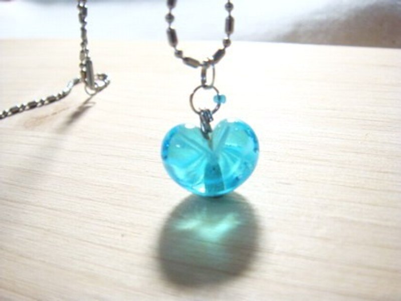 Yuzu Lin Liuli-Necklace-Sweet Love-Light Sea Blue - Necklaces - Glass Blue