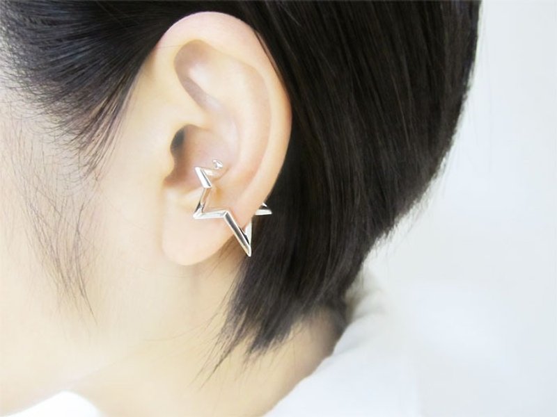 星のイヤーカフ - 耳環/耳夾 - 其他金屬 灰色