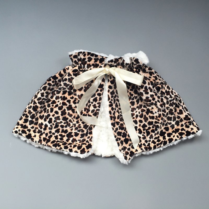 日安朵朵 / 華麗的冒險~兩面穿動物紋保暖披風 - 其他 - 其他材質 多色