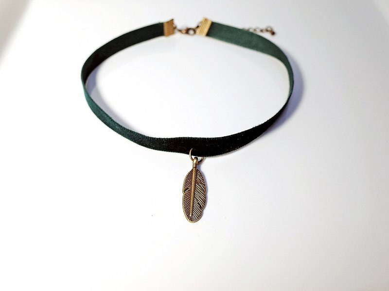 Jungle Green Choker , Feather Necklace (4 colors) - Necklaces - Other Materials Green