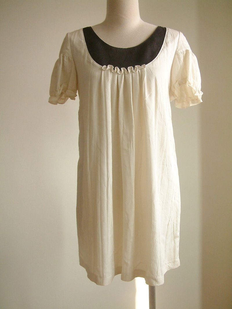 娃娃袖洋裝-米白 - 洋裝/連身裙 - 其他材質 白色