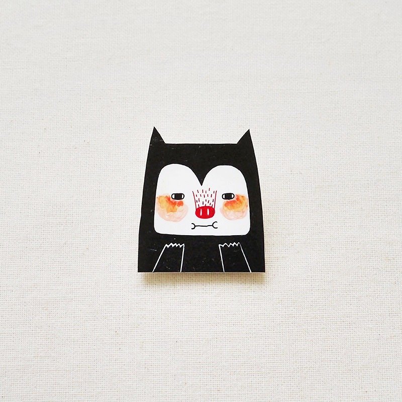 Mossy The Black Cat - Handmade Shrink Plastic Brooch or Magnet - Wearable Art - Made to Order - เข็มกลัด - พลาสติก สีดำ