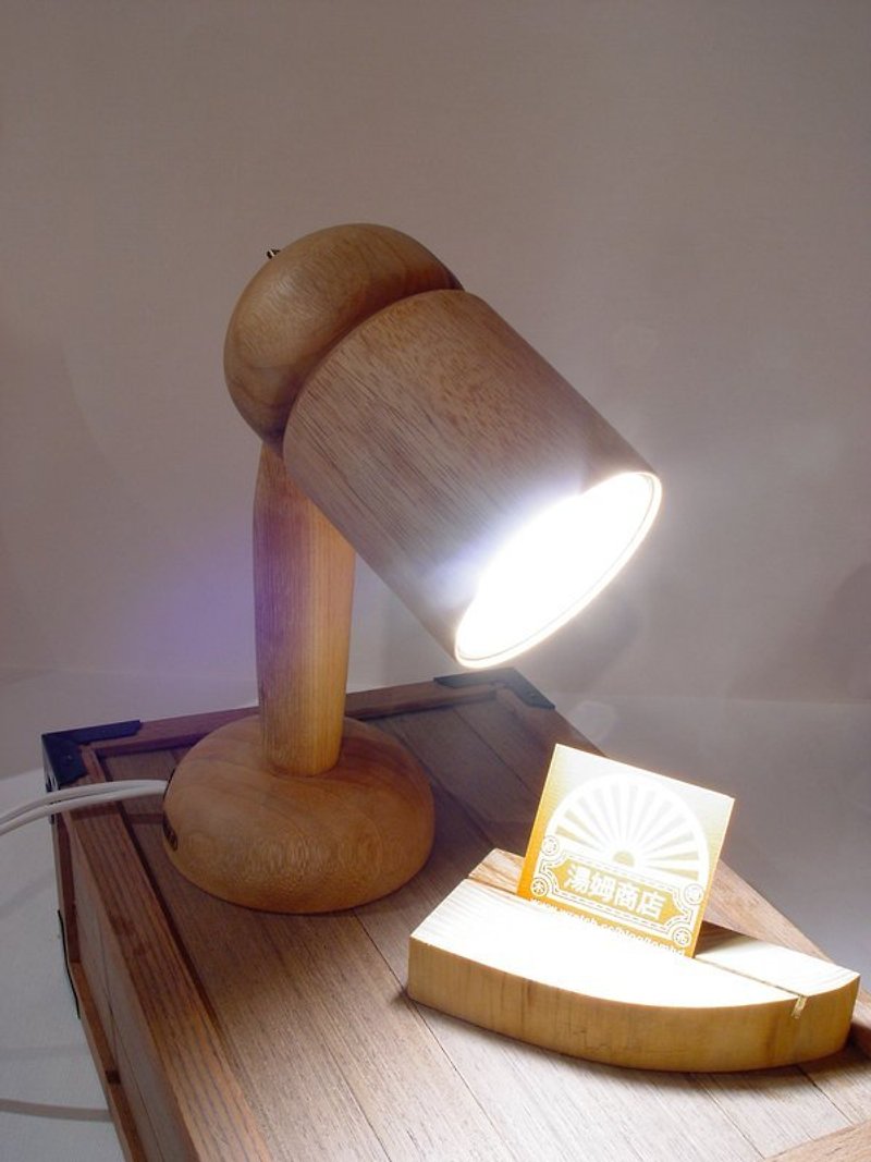 木作燈～ㄚ呆 - 燈具/燈飾 - 其他材質 卡其色