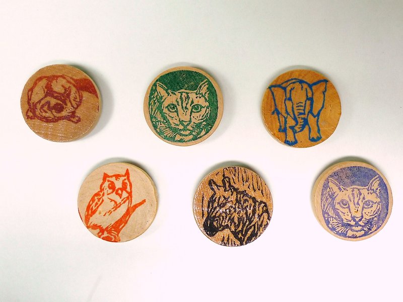 KAI engraving stamp ─ animal magnets - Magnets - Other Materials Multicolor