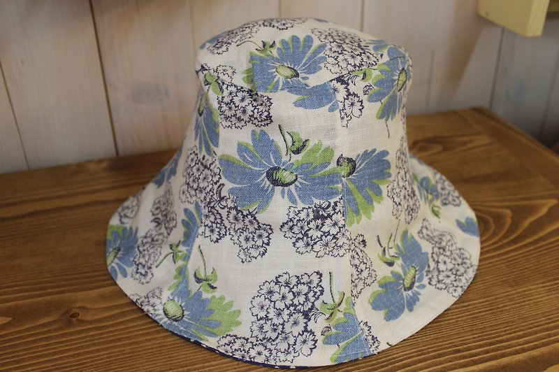 Oleta hand for groceries ╭ * [white] blue sunflowers sided hat travel necessary - อื่นๆ - ผ้าฝ้าย/ผ้าลินิน สีน้ำเงิน