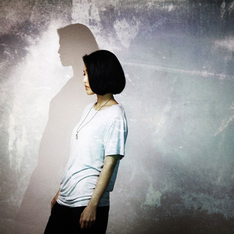 Lamina 不對稱短袖上衣 - 女上衣/長袖上衣 - 其他材質 黑色
