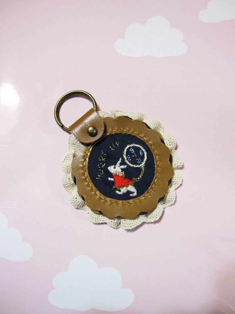 Peas buckle key ring - Alice in Wonderland series - rabbit models - Charms - Genuine Leather Multicolor