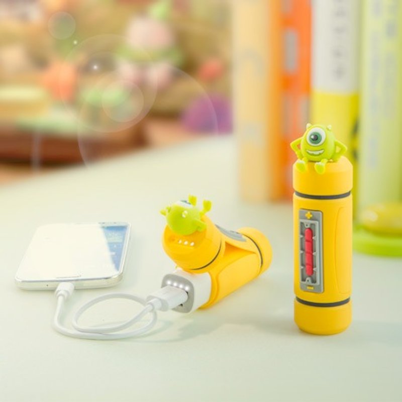 Bone Big Eyes Doll Action Power 2600mAh - Chargers & Cables - Silicone Green