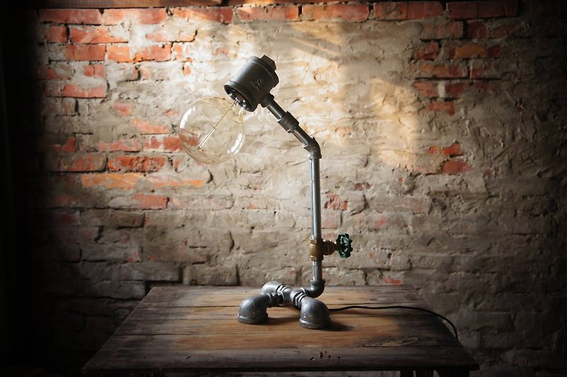 Edison-industry water pipe touch lighting Edison industrial table lamp - โคมไฟ - โลหะ สีเทา
