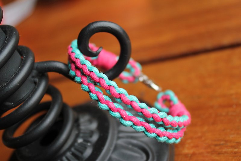 [UNA- excellent Na] twice-style hand-made crocheted bracelet wax rope S - อื่นๆ - วัสดุอื่นๆ สีแดง