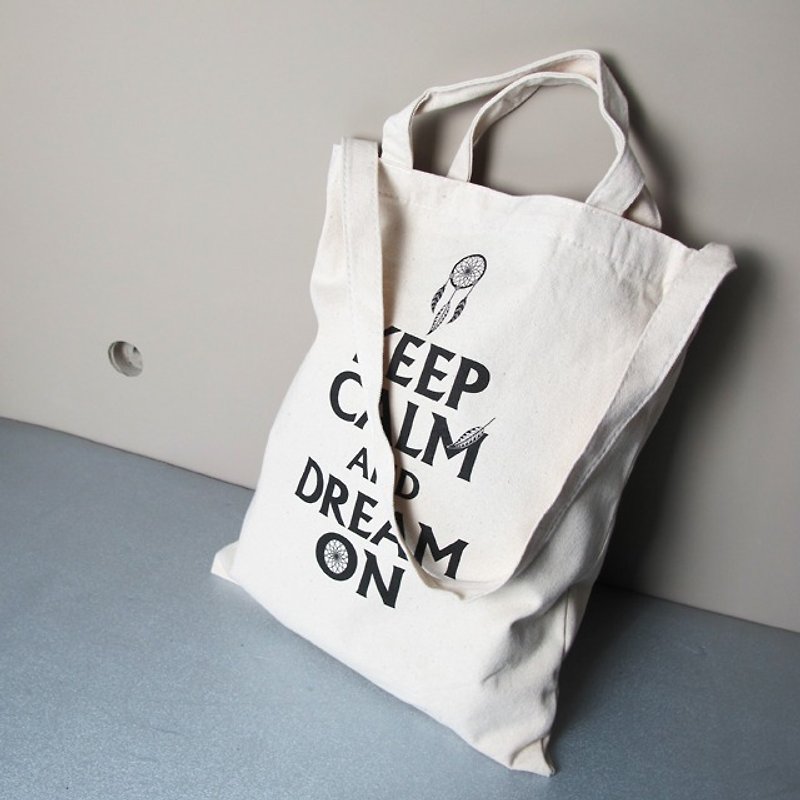 [Customized Gifts] Keep Calm And Dream ON Cultural and Creative Style Straight Canvas Bag - กระเป๋าคลัทช์ - วัสดุอื่นๆ 