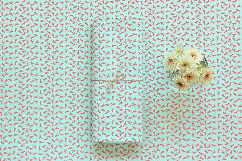 Cloth - small starling / green background coral red flowers (250g)