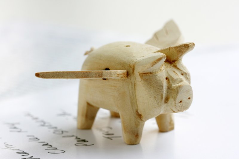 木製手工 小飛豬 擺飾 玩偶  Wooden Flying Pig - 其他 - 木頭 咖啡色