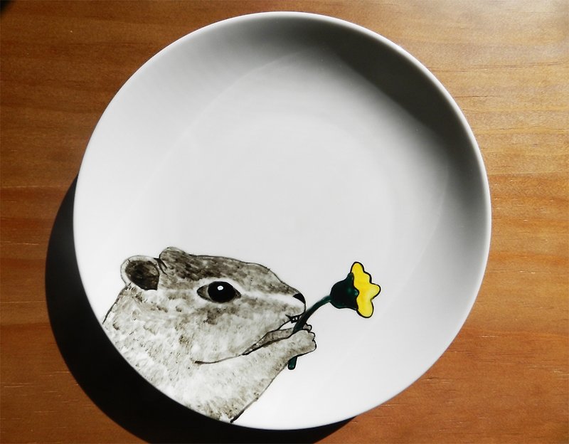 Forest Kids Series Groundhog Marmot's Spring Snack Dish - Medium 18cm - จานและถาด - วัสดุอื่นๆ หลากหลายสี