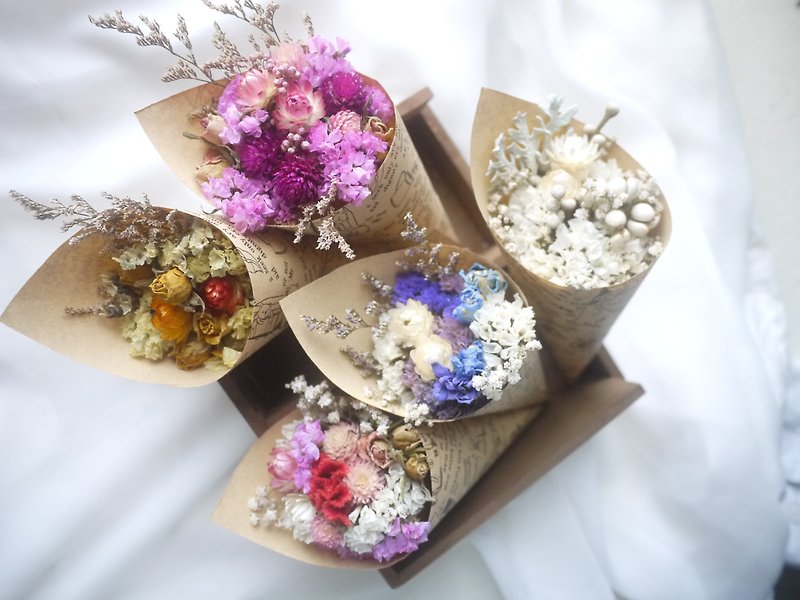 To be continued | Dry flower cone flower small bouquet wedding small objects wedding decoration optional color series - ตกแต่งต้นไม้ - พืช/ดอกไม้ 
