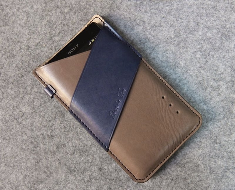 Handmade leather design plagioclase standard leather phone cover wood + blue iphone6 ​​plus - อื่นๆ - หนังแท้ หลากหลายสี