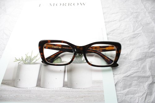 elements-eyewear 貓眼型格眼鏡框歐陸復古風 亞洲面型設計 日本手造