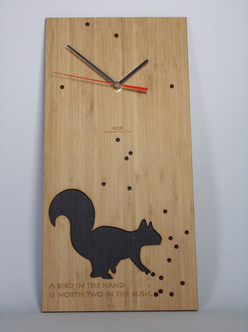 (Squirrel clock) - Only a limited promotions clock fun design Valentine's Day wedding birthday gift tourist souvenirs move)........ - Clocks - Wood Brown