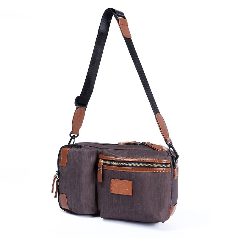 Liberator dual oblique backpack behind (Brown) - Messenger Bags & Sling Bags - Other Materials Brown