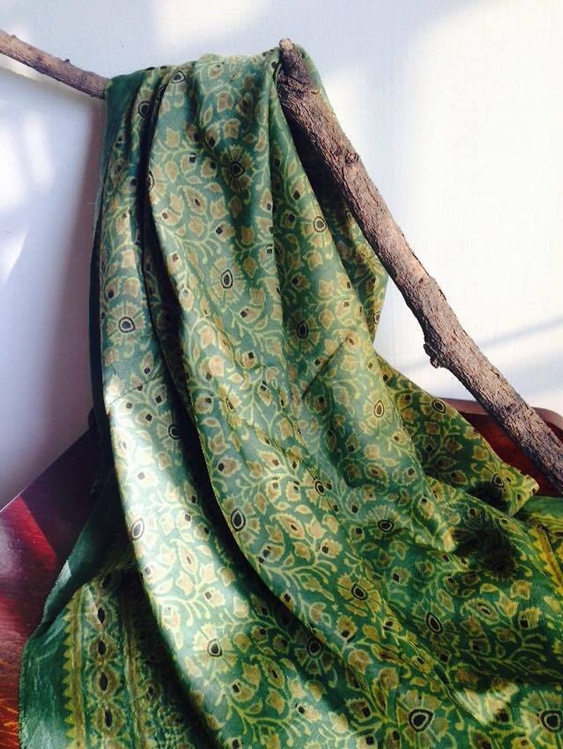 AHISTA AHISTA_ handmade woodcut vegetable dyes scarf :: [vegetation] - ผ้าพันคอ - กระดาษ สีเขียว