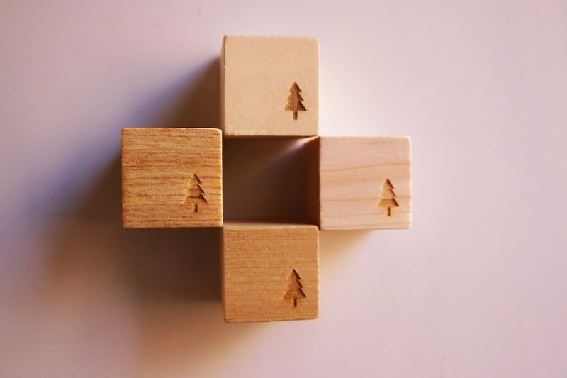 Wooden Block Magnet - แม็กเน็ต - ไม้ สีส้ม