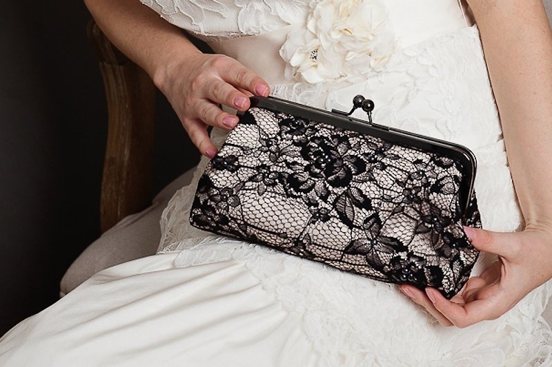Champagne black freshwater pearl lace dinner / bride holding mouth gold bag - Other - Other Materials Gold