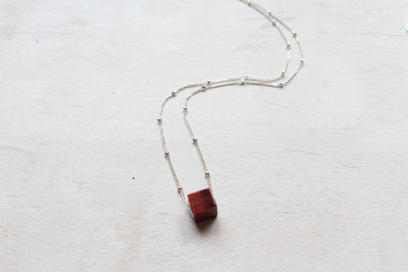 [Emerald.3] small cubes of natural stone Silver Necklace - red eye of the tiger - Necklaces - Gemstone Red