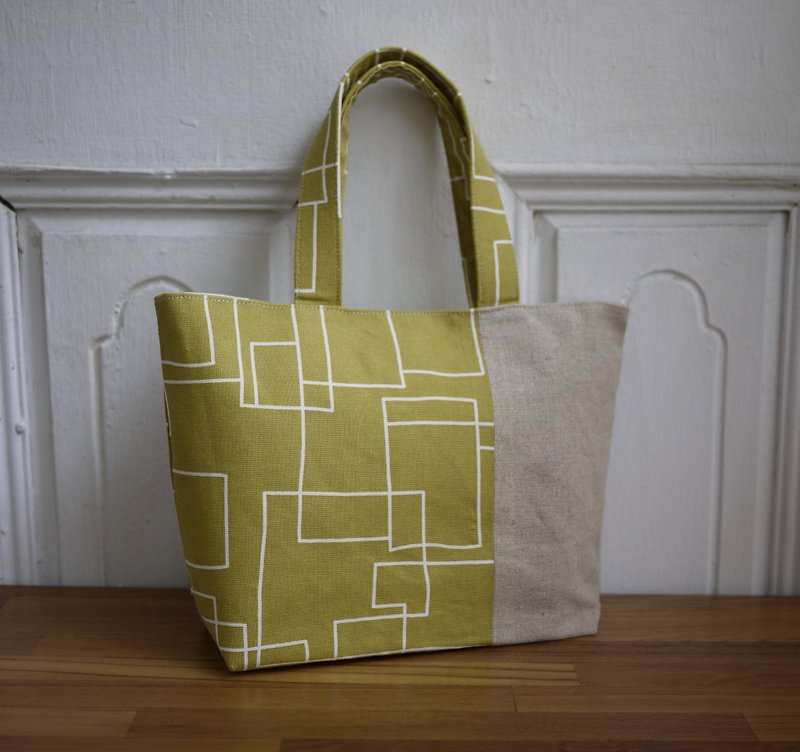 [Katie. C Katie. heart. Feel relaxed walks of life] small bag / lunch bag / Walking bag / hand rolled package = Nordic minimalist retro green and yellow lines = - Handbags & Totes - Paper Green