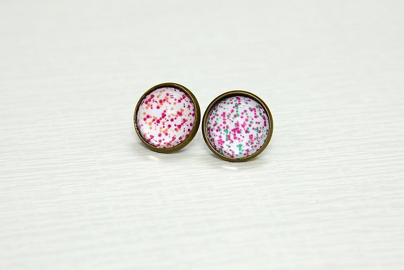 Simple point earrings (ear pin/ Clip-On) - Earrings & Clip-ons - Other Metals Pink