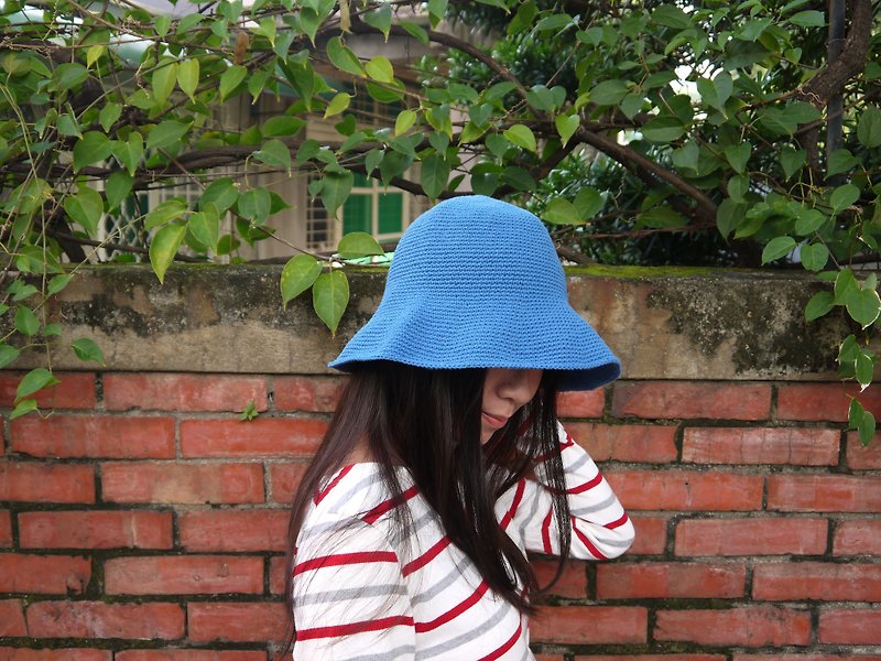 A mother's hand-made hat-hand-made cotton rope crocheted hat / wide-brimmed fisherman hat-medium blue / gift / mother's day - หมวก - ผ้าฝ้าย/ผ้าลินิน สีน้ำเงิน