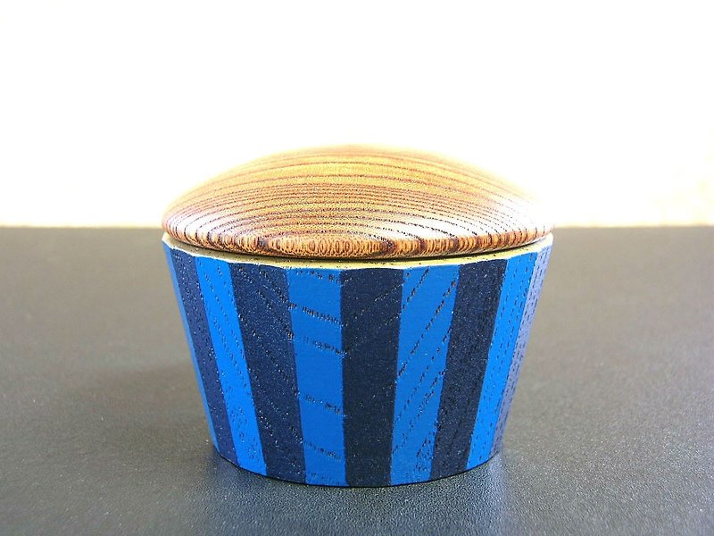 Small container, 24 squares, blue and navy blue stripes - ถ้วยชาม - ไม้ สีน้ำเงิน