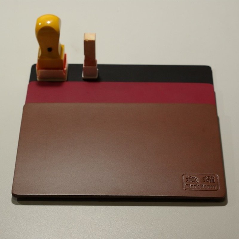 Leather Cowhide Leather Pad Stamp Pad Phone Pad-18cm*12cm - เคสแท็บเล็ต - หนังแท้ 